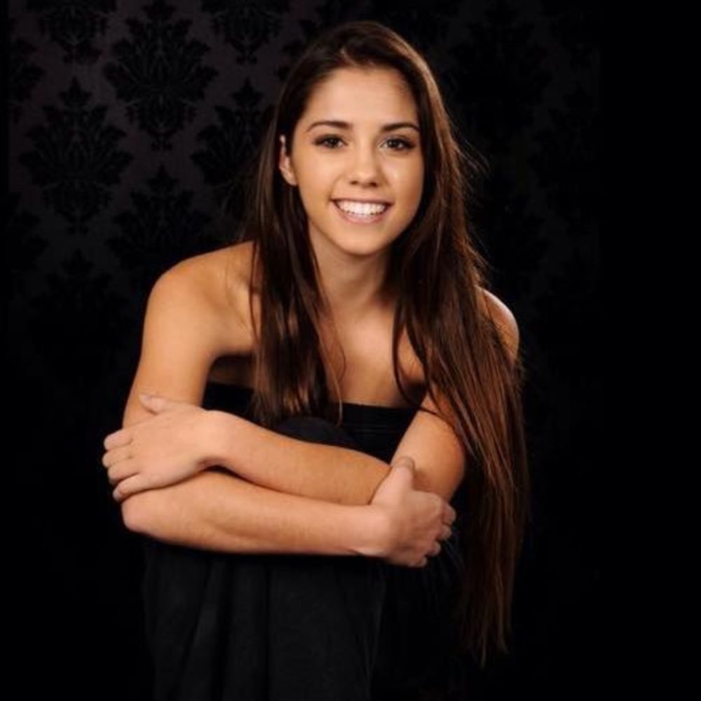 Meet your Posher, Nikki